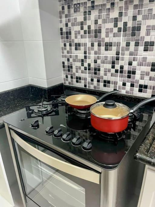 1 Quadra Da Praia E Da Roda Gigante Balneário Camboriú Kültér fotó
